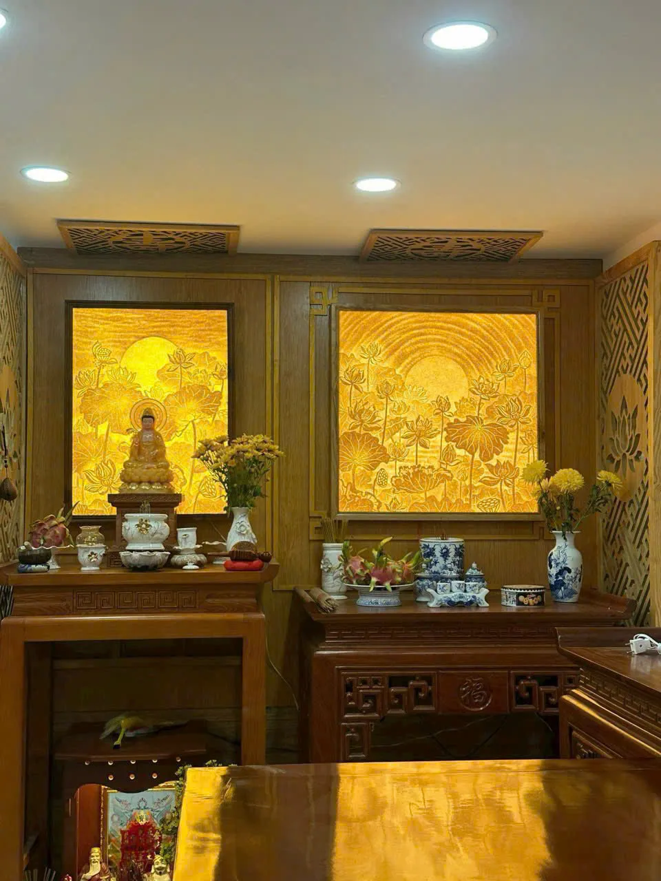 Tranh thờ Trúc Chỉ